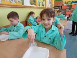 b_1024_768_0_00_images_2023_2024_Chmurka_Warsztaty_EKOSKOP_402621214_805928381335112_2063073022730378489_n